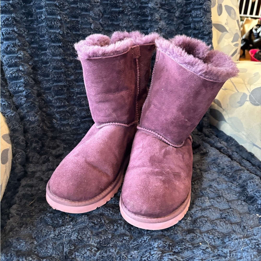 UGG Women's Plum Shearling Boots